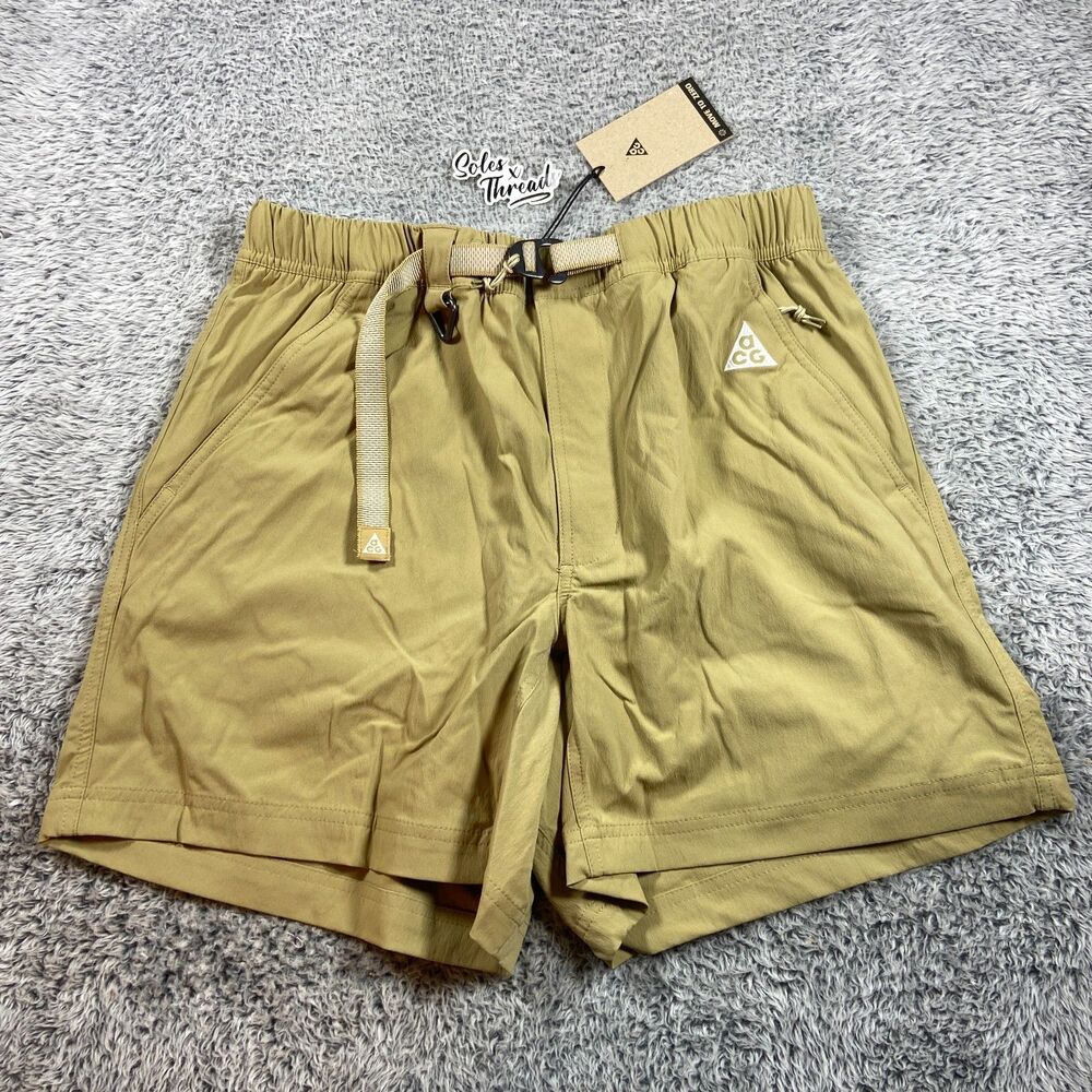 Nike ACG Hiking Shorts Size Medium Men Parachute Beige FN2430-297
